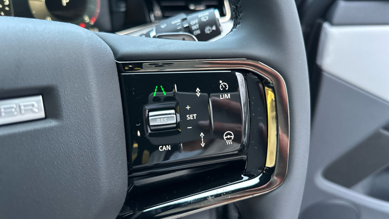 Land Rover Range Rover Evoque 2.0 D200 Dynamic SE 5dr Auto Diesel Hatchback